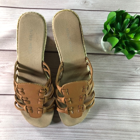 Nine West Wedge Sandals Tan Size 8.5 - Picture 2 of 8